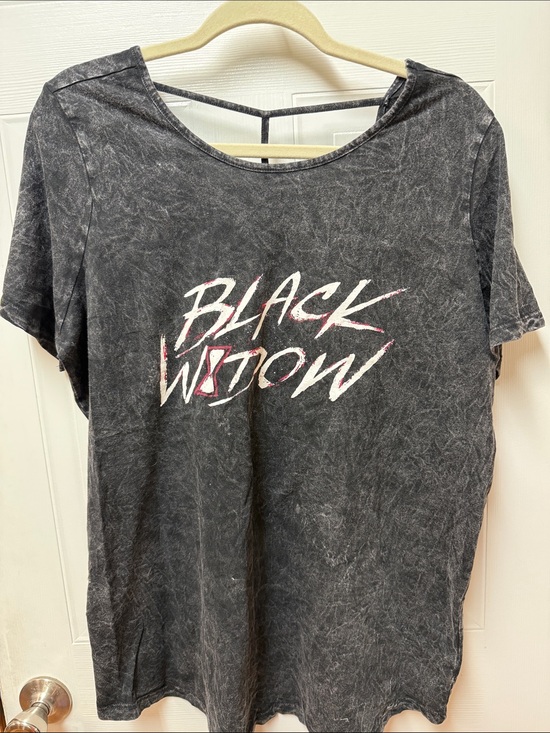 torrid Tops - Torrid Her Universe Marvel Black Widow Mineral Wash Tee